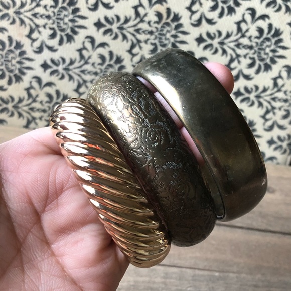 Bangle Bracelet Bundle✨ - Picture 2 of 15